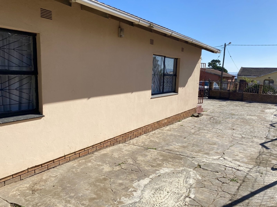 3 Bedroom Property for Sale in Mbuqu Eastern Cape